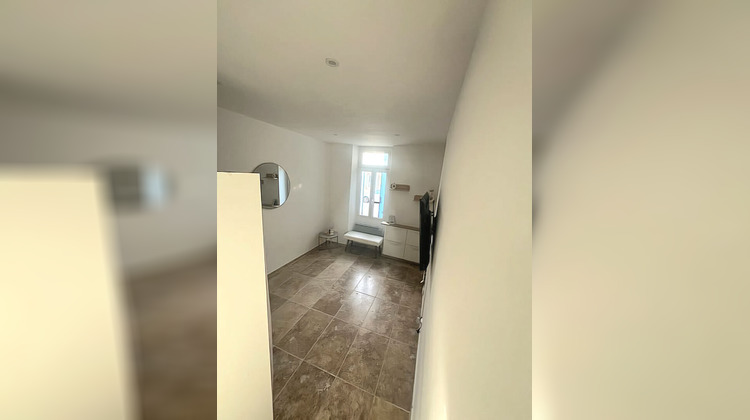 Ma-Cabane - Vente Appartement LA BOUILLADISSE, 27 m²