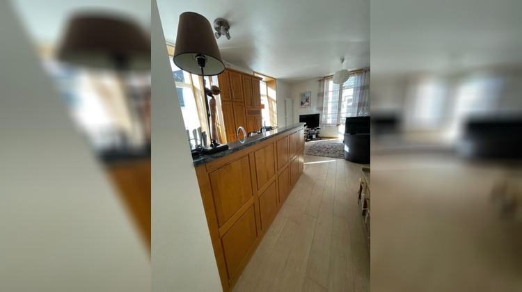 Ma-Cabane - Vente Appartement LA BOURBOULE, 80 m²