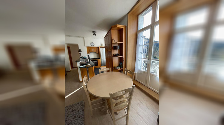 Ma-Cabane - Vente Appartement LA BOURBOULE, 80 m²