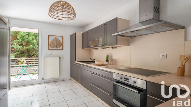 Ma-Cabane - Vente Appartement La Buisse, 80 m²