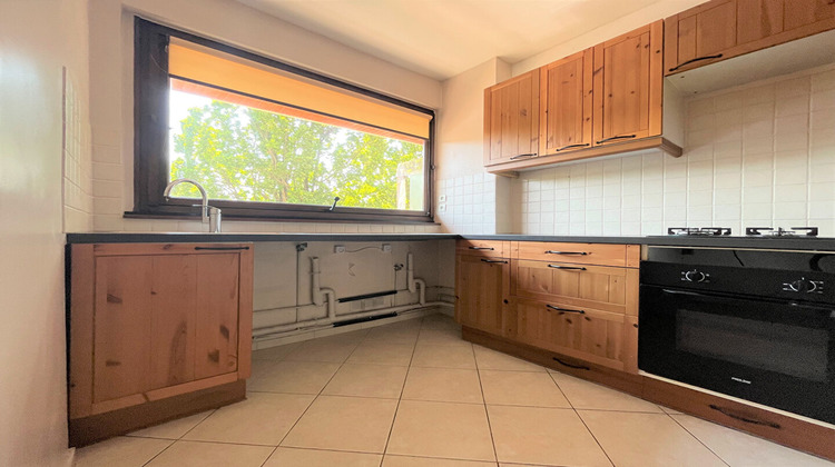 Ma-Cabane - Vente Appartement LA CELLE-SAINT-CLOUD, 80 m²