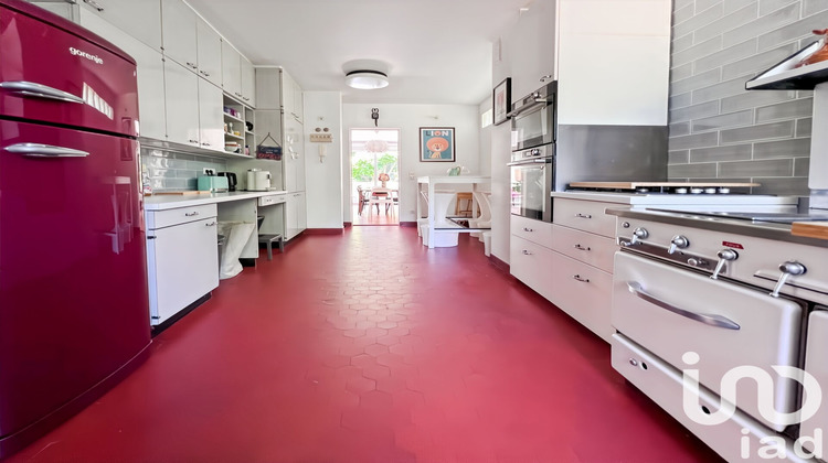 Ma-Cabane - Vente Appartement La Celle-Saint-Cloud, 205 m²