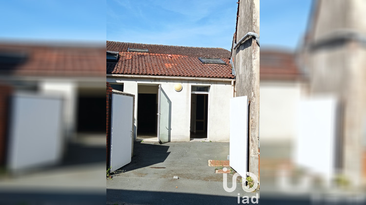Ma-Cabane - Vente Appartement La Chaize-le-Vicomte, 468 m²