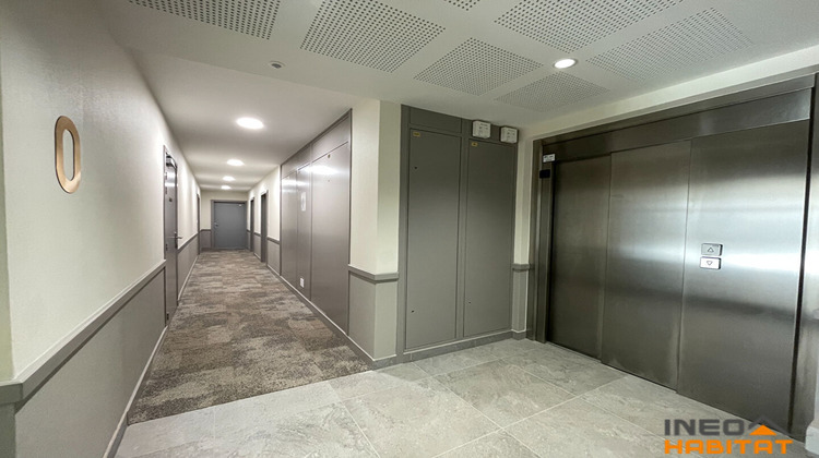 Ma-Cabane - Vente Appartement LA CHAPELLE-DES-FOUGERETZ, 61 m²