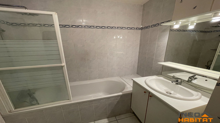 Ma-Cabane - Vente Appartement LA CHAPELLE-DES-FOUGERETZ, 77 m²