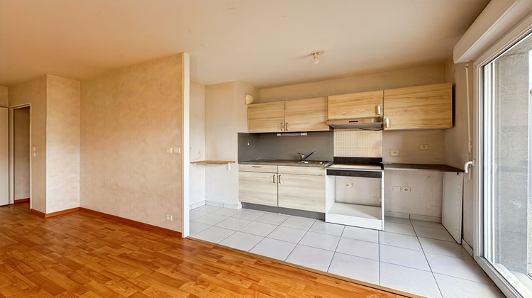 Ma-Cabane - Vente Appartement LA CHAPELLE-DES-FOUGERETZ, 65 m²