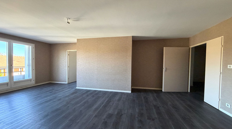 Ma-Cabane - Vente Appartement LA CHAPELLE-SAINT-LUC, 83 m²