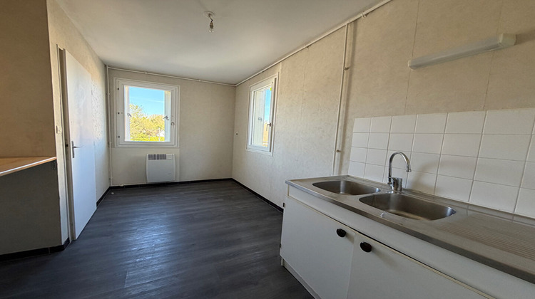 Ma-Cabane - Vente Appartement LA CHAPELLE-SAINT-LUC, 83 m²