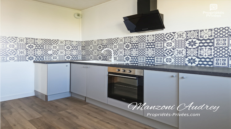 Ma-Cabane - Vente Appartement LA CHAPELLE SAINT LUC, 80 m²