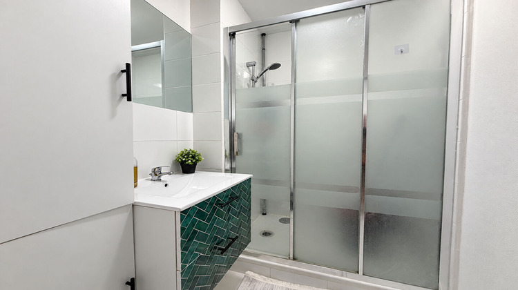 Ma-Cabane - Vente Appartement LA CHAPELLE-SAINT-LUC, 82 m²