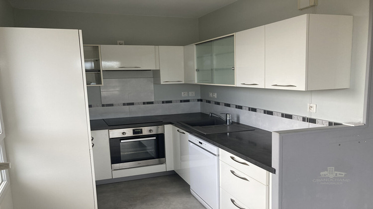 Ma-Cabane - Vente Appartement LA CHAPELLE-SUR-ERDRE, 66 m²