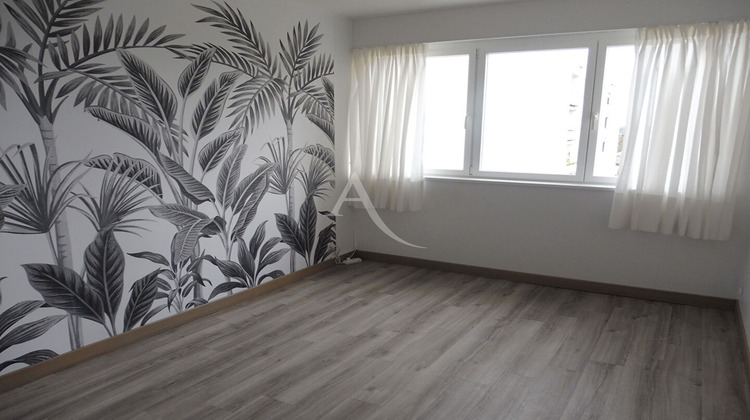 Ma-Cabane - Vente Appartement LA CHAUSSEE-SAINT-VICTOR, 81 m²