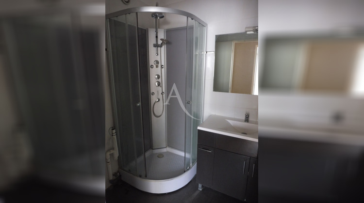 Ma-Cabane - Vente Appartement LA CHAUSSEE-SAINT-VICTOR, 81 m²