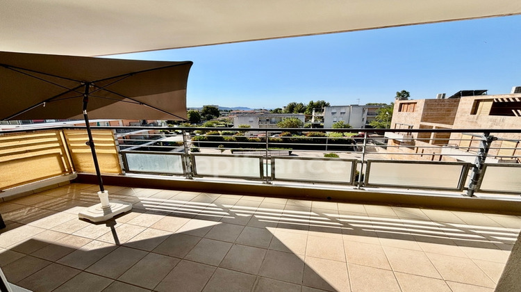 Ma-Cabane - Vente Appartement LA CIOTAT, 61 m²