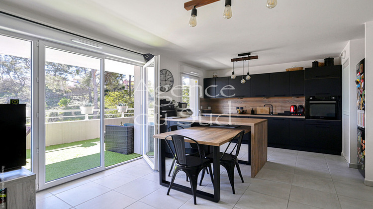 Ma-Cabane - Vente Appartement LA CIOTAT, 85 m²