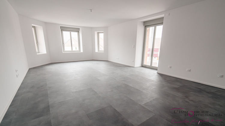 Ma-Cabane - Vente Appartement La Cluse-et-Mijoux, 94 m²