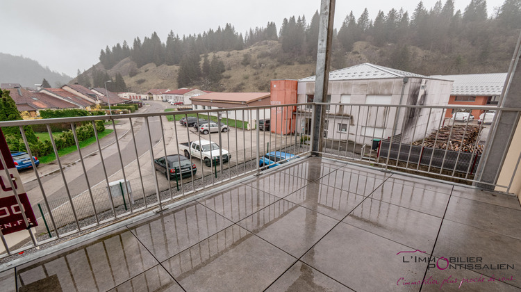 Ma-Cabane - Vente Appartement La Cluse-et-Mijoux, 94 m²