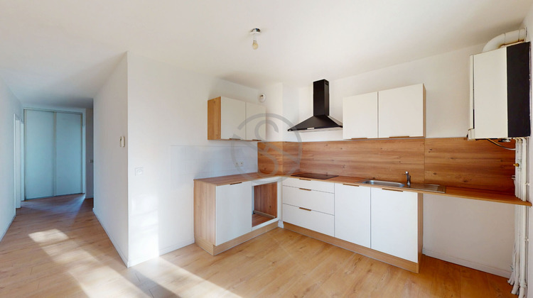 Ma-Cabane - Vente Appartement LA COTE-SAINT-ANDRE, 75 m²