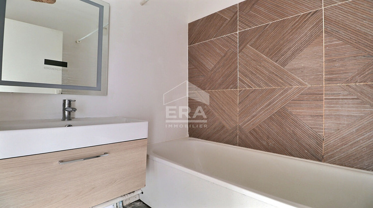 Ma-Cabane - Vente Appartement LA COURNEUVE, 49 m²