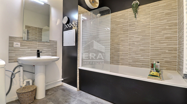 Ma-Cabane - Vente Appartement LA COURNEUVE, 63 m²