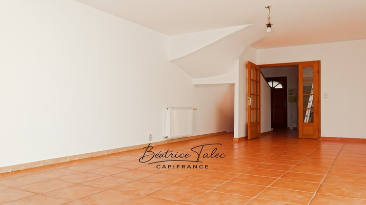 Ma-Cabane - Vente Appartement LA FARE LES OLIVIERS, 72 m²