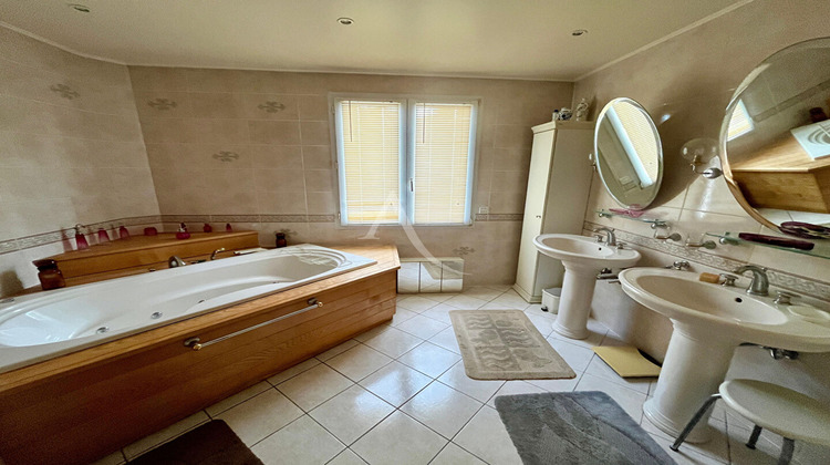 Ma-Cabane - Vente Appartement LA FERTE-SOUS-JOUARRE, 178 m²