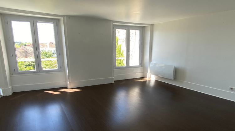 Ma-Cabane - Vente Appartement LA FERTE-SOUS-JOUARRE, 52 m²