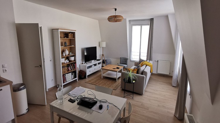 Ma-Cabane - Vente Appartement LA GARENNE-COLOMBES, 73 m²