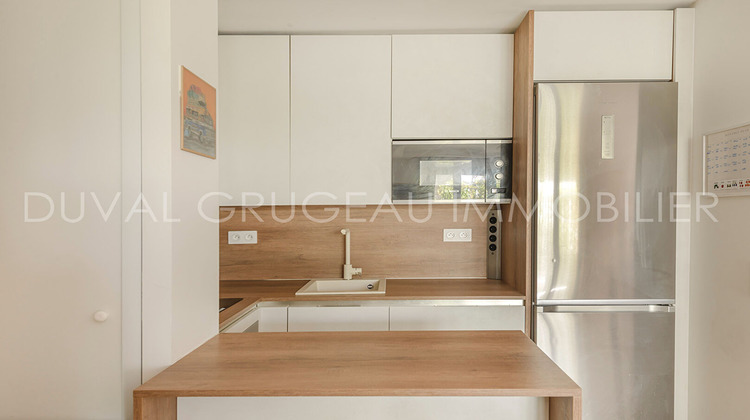Ma-Cabane - Vente Appartement LA GARENNE-COLOMBES, 65 m²