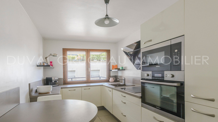 Ma-Cabane - Vente Appartement LA GARENNE-COLOMBES, 85 m²
