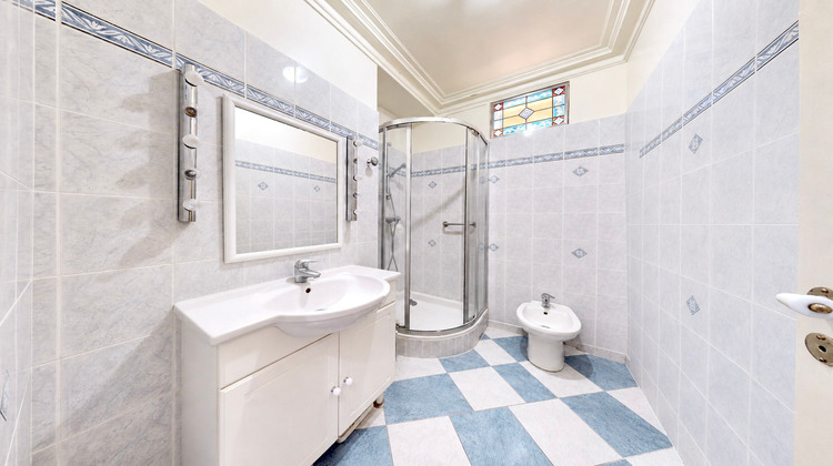 Ma-Cabane - Vente Appartement LA GARENNE-COLOMBES, 49 m²