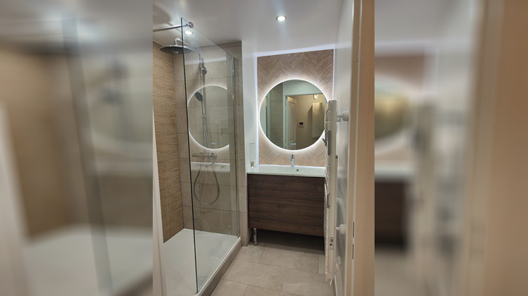 Ma-Cabane - Vente Appartement LA GARENNE-COLOMBES, 61 m²