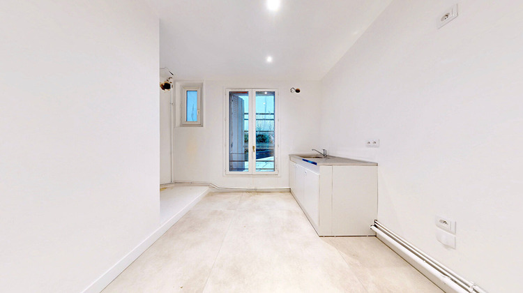 Ma-Cabane - Vente Appartement LA GARENNE-COLOMBES, 65 m²