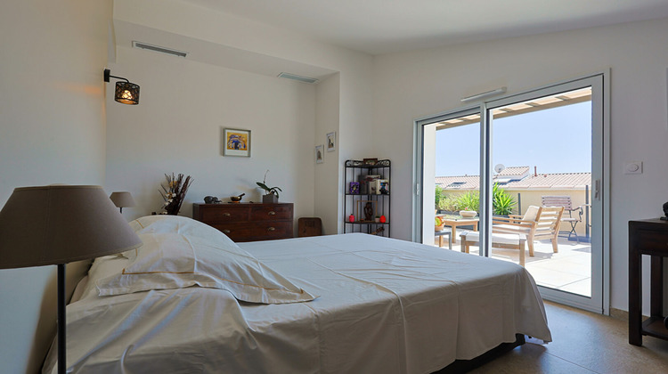 Ma-Cabane - Vente Appartement LA LONDE-LES-MAURES, 117 m²