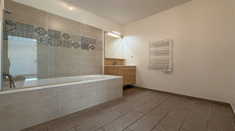 Ma-Cabane - Vente Appartement La Londe-les-Maures, 56 m²