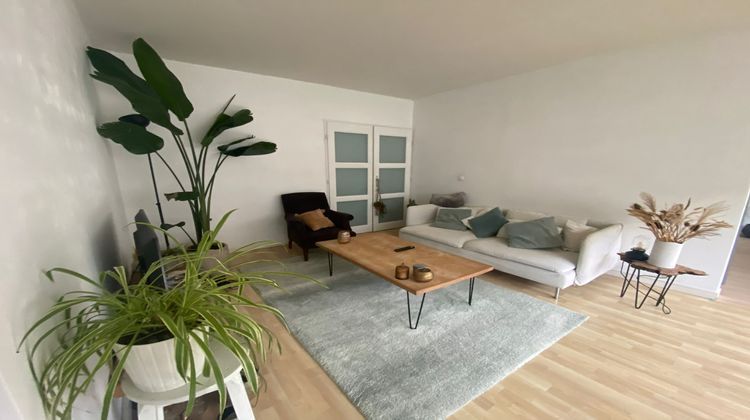 Ma-Cabane - Vente Appartement La Madeleine, 83 m²