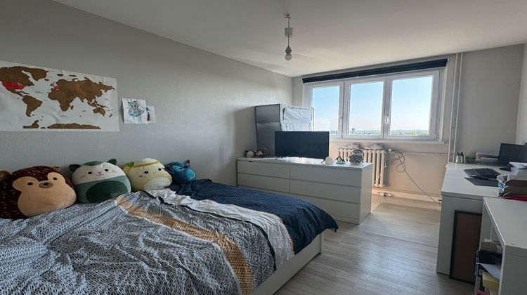 Ma-Cabane - Vente Appartement La Madeleine, 79 m²