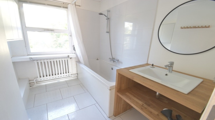 Ma-Cabane - Vente Appartement LA MADELEINE, 72 m²