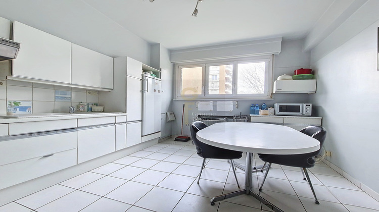 Ma-Cabane - Vente Appartement La Madeleine, 174 m²