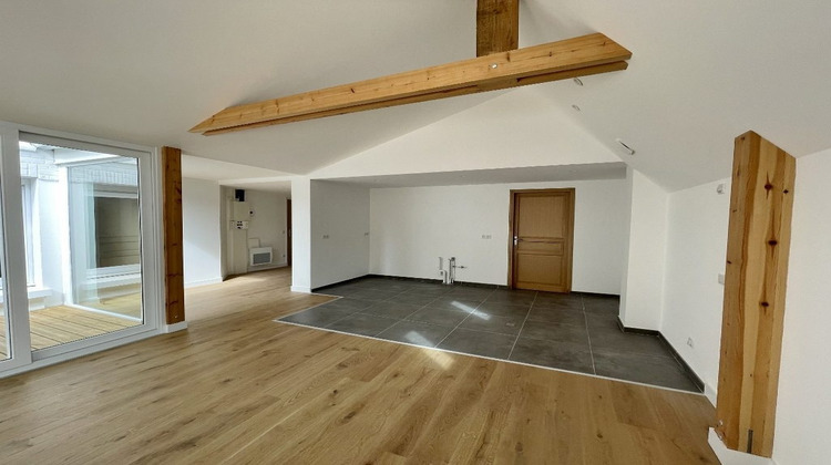 Ma-Cabane - Vente Appartement La Madeleine, 95 m²