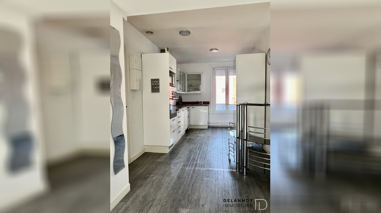 Ma-Cabane - Vente Appartement La Madeleine, 67 m²