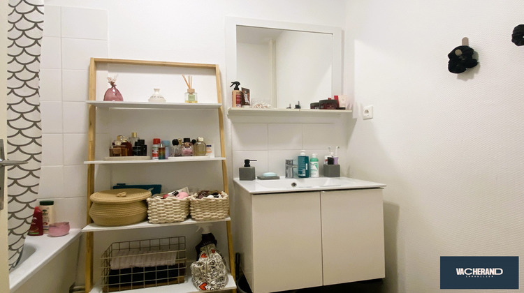 Ma-Cabane - Vente Appartement La Madeleine, 54 m²