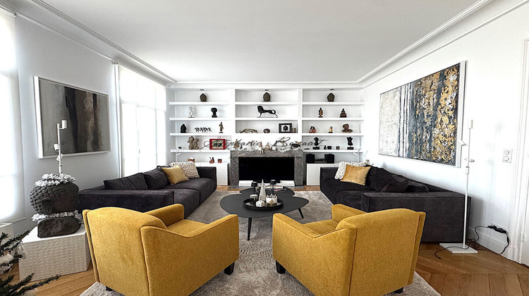 Ma-Cabane - Vente Appartement LA MADELEINE, 151 m²