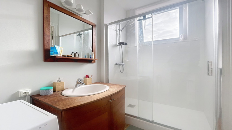 Ma-Cabane - Vente Appartement La Madeleine, 61 m²