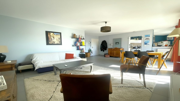 Ma-Cabane - Vente Appartement La Madeleine, 81 m²