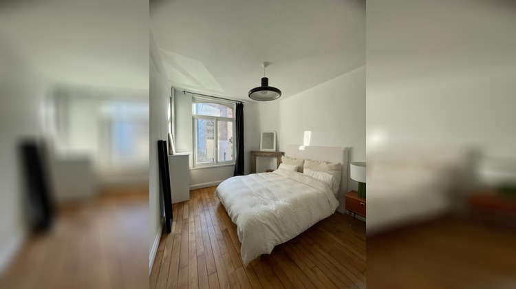 Ma-Cabane - Vente Appartement La Madeleine, 82 m²