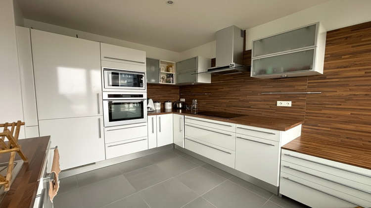 Ma-Cabane - Vente Appartement La Madeleine, 72 m²