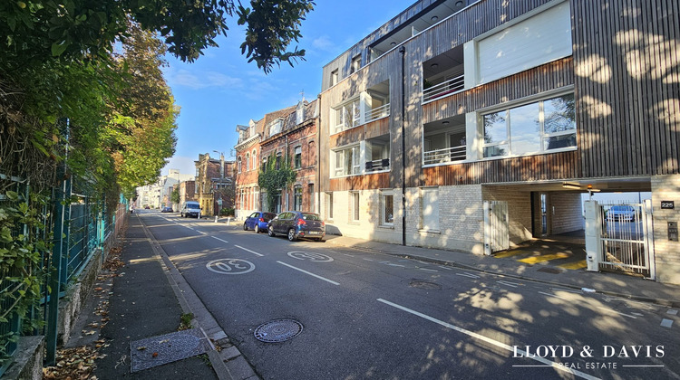 Ma-Cabane - Vente Appartement La Madeleine, 73 m²