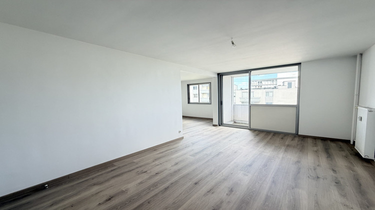 Ma-Cabane - Vente Appartement La Madeleine, 67 m²
