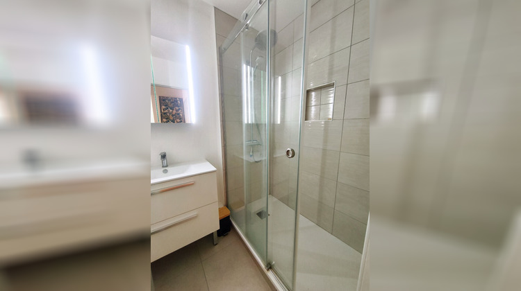 Ma-Cabane - Vente Appartement LA MADELEINE, 63 m²